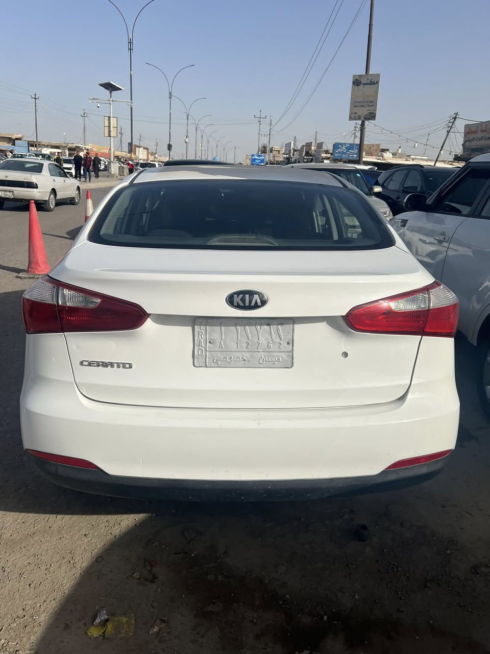 سيراتو ١٤
خليجي 
بيه هلال الجهتين الخلفي فقط
محرك ١٨٠٠
سعرهه ١١٥ وبيه مجال
تفاصيل اكثر ***********
