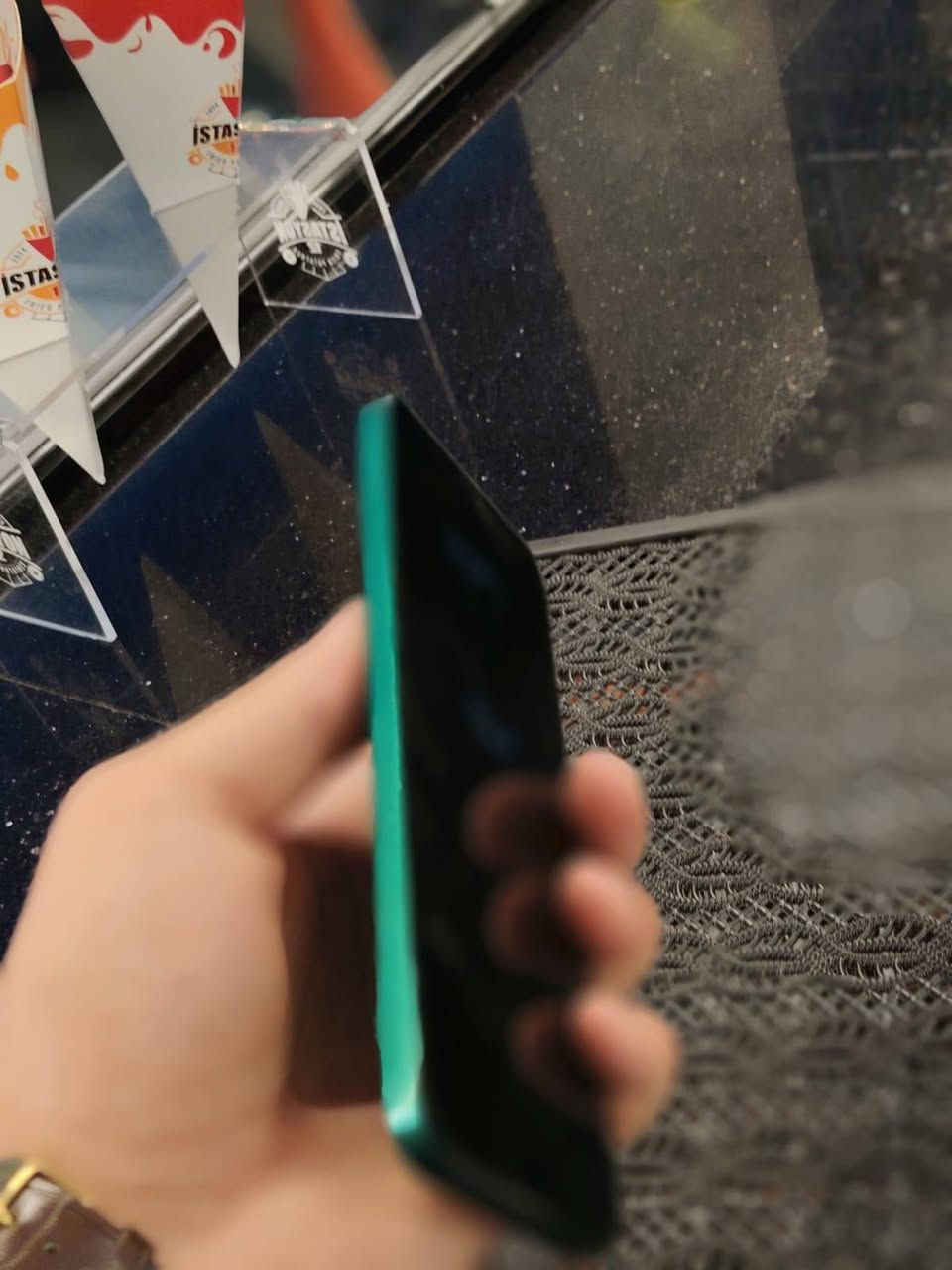 سلام عليكم جهاز جديد لبيع  HONOR X8b سعر 200 نضافه فول ***********اسياء 0774 787 5449
