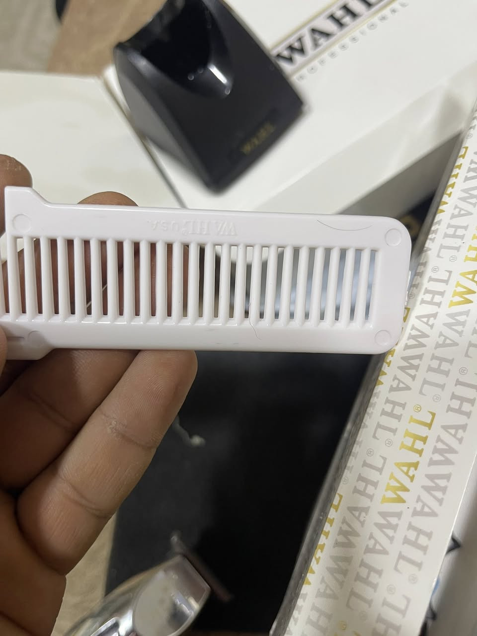 السلام عليكم مكينه حلاقة ويل الاصلي تحديد للحيه هاي نضافه ٩٠٪؜  هاي الضرر البيه ونقص امشاطه بس الباقي كامل مكمل سعره ٥٥ واصل للبيتكم


**إذا كنت صاحب هذا الإعلان وتريد حذفه لأي سبب، رجاءا أرسل رسالة إلى الدعم الفني**