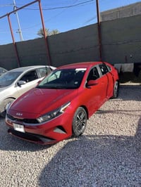 2023 KIA FORTE, LX للبيع فقط فورتي 2023 حادث چاملغ خلفي فقط  صور الحاد...