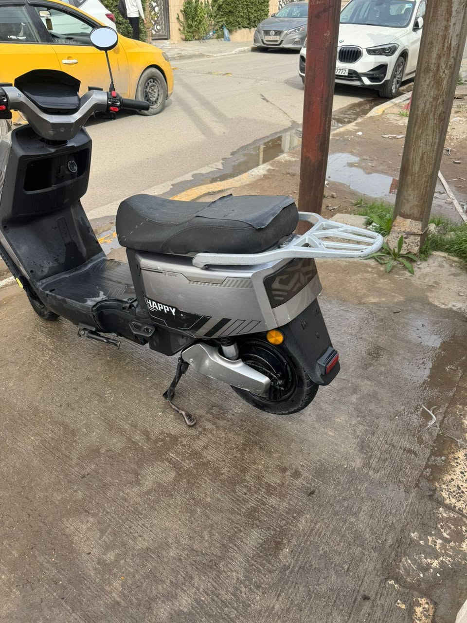 1السلام عليكم دراجه ام عيون للبيع 6بطاريات 2دبل نضام البارك الروجوع الا الخلف لايت 3عالي ناصي رماش اشاره يمنه يسره دبل اشاره 4الدراجه بس العداد مال السرعه ميشتغل 5الشاشه كلشي مابيهه وبيهه شخوط بسيطه 6تروح بل بوليش  ملف الدراجه 1500 بيهه بصمات عدد 2وسويجات 2
8مكان الدراجه المنصور الداودي 
9رقمي *********** الاتصال او واتساب 
10سعر الدراجه 550وبيهه مجال حك الجيه وشكرآ
