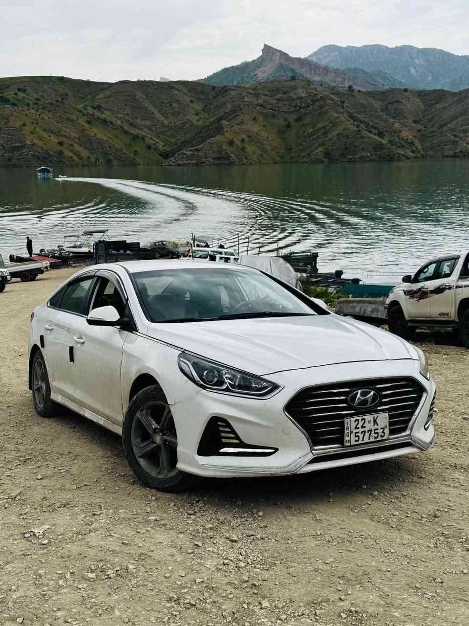 سوناتا 2400 دوش خليجي كير ومكينه ممفتوحات
نص فول مكاني بغداد السيديه ***********

رقم اربيل ب اسمي شرط تحويل 
داخل بيجي واسود
صدر نضيف 
تايرات جدد
تبريد شغال
قطعتين تبريد 
مانع انزلاق 
مري شفط 
ارضيه دوشمته جلد صحراوي
شاشه بلادي
3 انضمة قياده ايكو سبورت نورمال
حساسات خلفيه 
صبغ ٤قطع فقط وبنيد مبدل اصلي وبارد زغير بالجاملغ سعر128 مجال قليل بغداد, العراق
