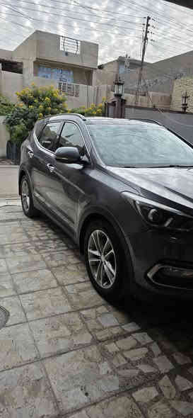 للبيع بسعر مناسب جدا لظروف خاصة ،،،
هونداي سنتافيا بانوراما خليجي موديل 16 محرك 6 سلندر 3.3 ماشية 130 الف كم 7 راكب حادثة فقط دعاميه الأمامية ومبدله وصندوق تعديل ع بارد بدون ايرباك بدون صبغ  نص فول رقم أربيل سنويه تنتهي 2028 السعر165 وبيهه مجال  للاستفسار الاتصال على الرقم ***********
