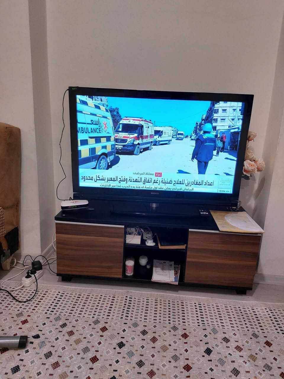 مرحبا هذا التلفزيون نوع بيكو للبيع هو والHDBOX بيه نت أريده بورقه من الاخير..مكاني اربيل..
متواجد بعد العصر


**إذا كنت صاحب هذا الإعلان وتريد حذفه لأي سبب، رجاءا أرسل رسالة إلى الدعم الفني**