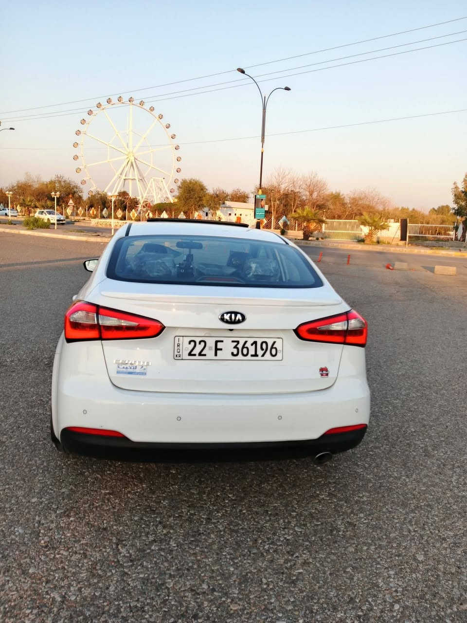 السلام عليكم
كيا سيراتو 2014 ( خـليـجـي )
فول فول مواصفات سلايد فتحة سقف 
رقم اربيل باسمي السنويه شرط التحويل 
والغرامة موصفات السياره سلايت تحكم 
ستيرن مثبت سرعه شفتات ستيرن مري 
شفط 5 ويل كب تبريد قطعتين كامره
 حساسات أمامية وخلفية لايتات شمعه
 ليد أمامه وخلفي  ستيرن ثلاث وضعيات 
قيادة السنويه جديد وهزة جديد
ضرر السياره جامرلغ سكن تعديل بارد 
مع صبغ فقط بدون دواخل بشرط محرك 
وكير سياره بشرط مكفول
السعر 122 وبيها مجال.
 مكان السياره كركوك  ***********
