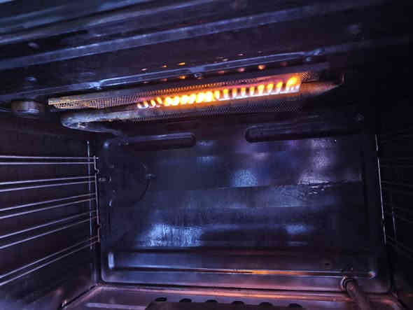 طباخ كريازي مصري استيل ع فحص شغال كل نقص مابيه جاهز  سعر ٢٠٠
‏‪0780 582 6587‬‏
