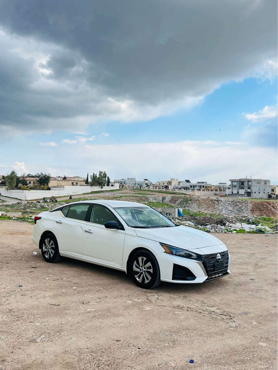 نيسان التيما موديل 2024 ماصوفات s بسمه و شه غال لاليا ليت و زينو تحديد سرعه و قودي حساس و رادار پشت و پيش حساس و رادار 

ضرر: بونت و دوو بوست تكمه صبغ بي داخلي و بي يرباك گير و مه كينه شه رت به ر و رادار شه ر سونه را سياري هه ي 
*********** اكر, نينوى
