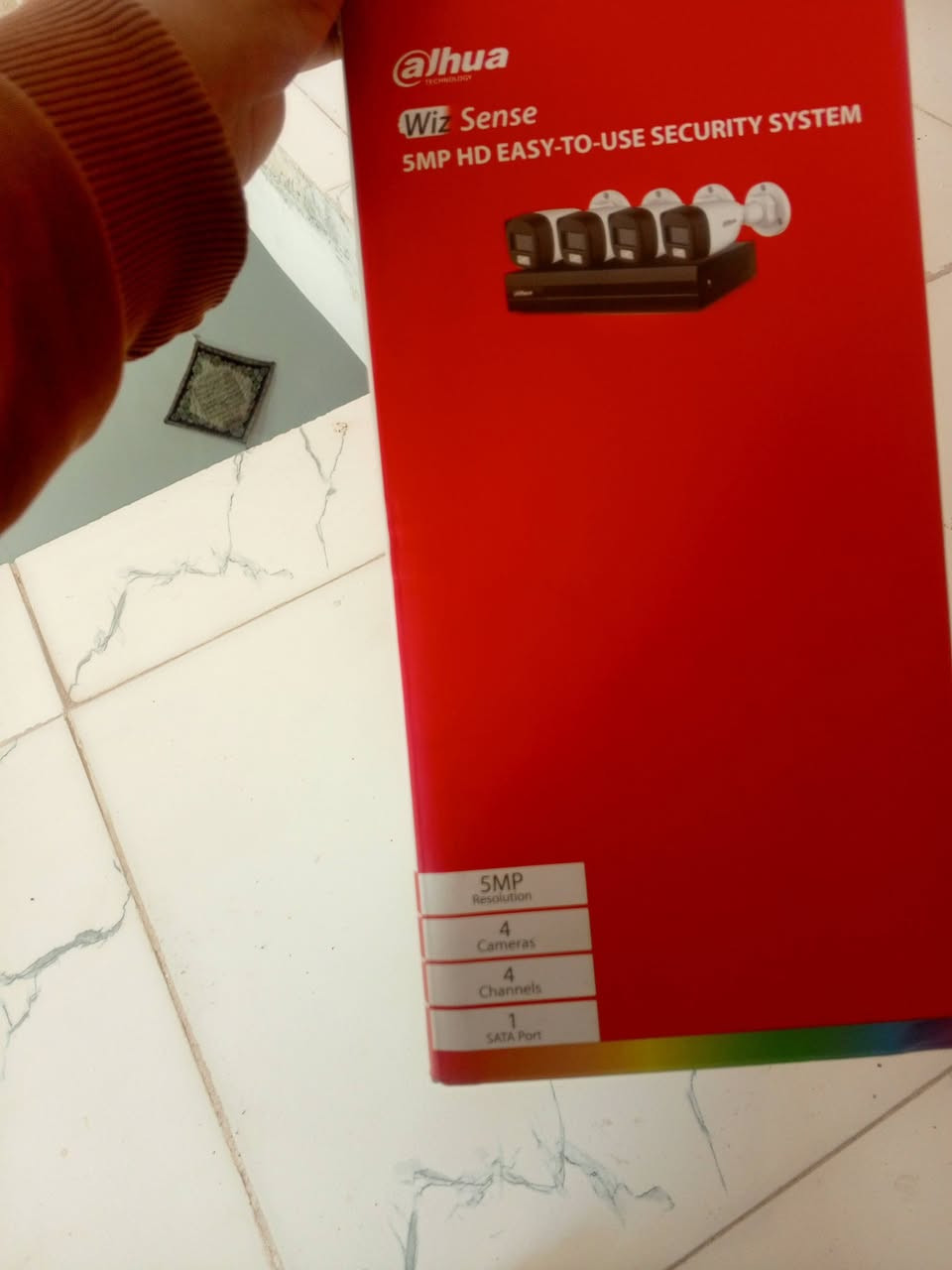 السلام عليكم منظومه كاميرات مراقبه نوع دهوا.  5 ميكا بل كارتون اصلي ام باركود سعر 180 قفل ***********
