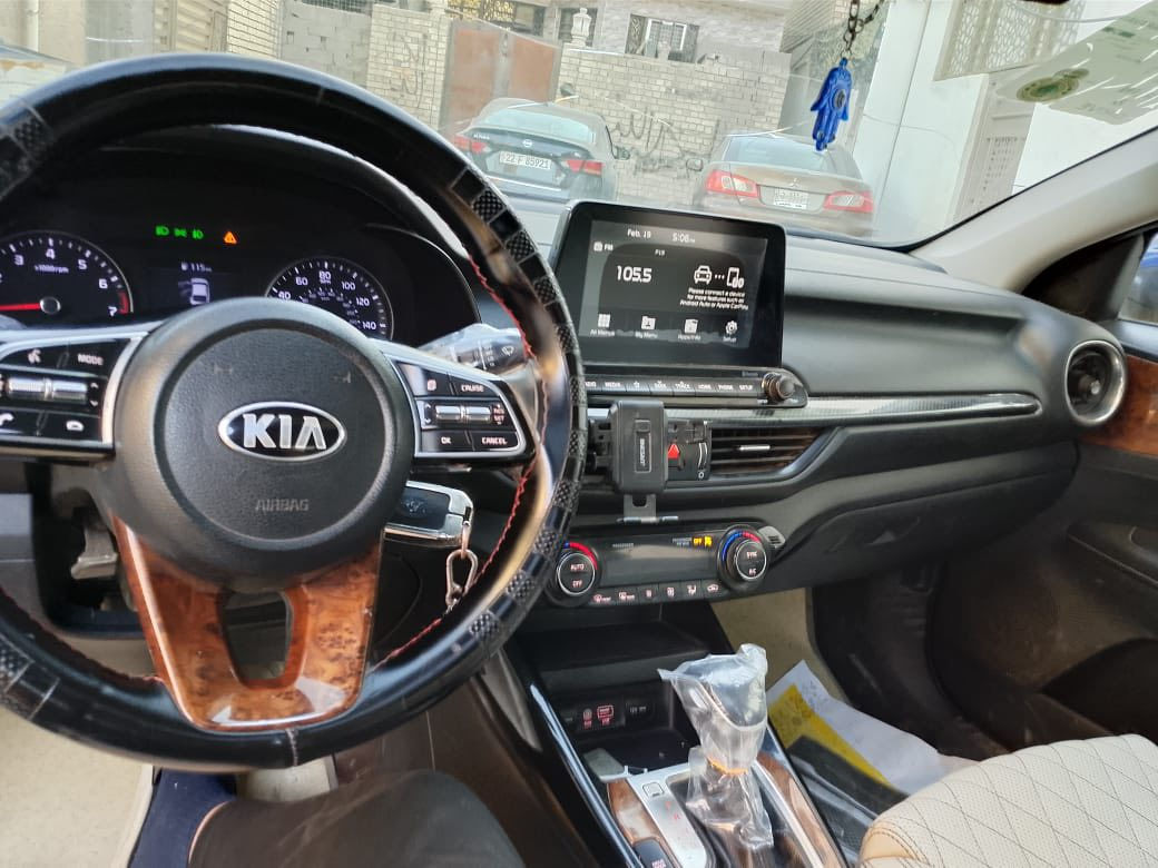 سلام عليكم فورتي 2019s
فورتي 2019 فئهs السياره فول عدا البصمه ضربتها الجاملغ الأمامي والبنيد وجاملغ الخلفي ولباب جهة لي بصف السايق سياره ليبل واحد بدون دواخل مكفول ايرباك ولغود وشواصي سياره ماشيه 113 الف كيرها At مكينتها 2000 دوش هنا بلعراق صار بيها بارد ع وضعه ما مصلها بهلال الجاملغ الخلفي جهة السايق  وبلباب لي بصف السايق موضح عندك بلصور وبيها حالوب بلمطره مال حالوب العام وصور حادثها جوه مكاني بغداد سعره 119 وبيها مجال حك الجيه 

***********
