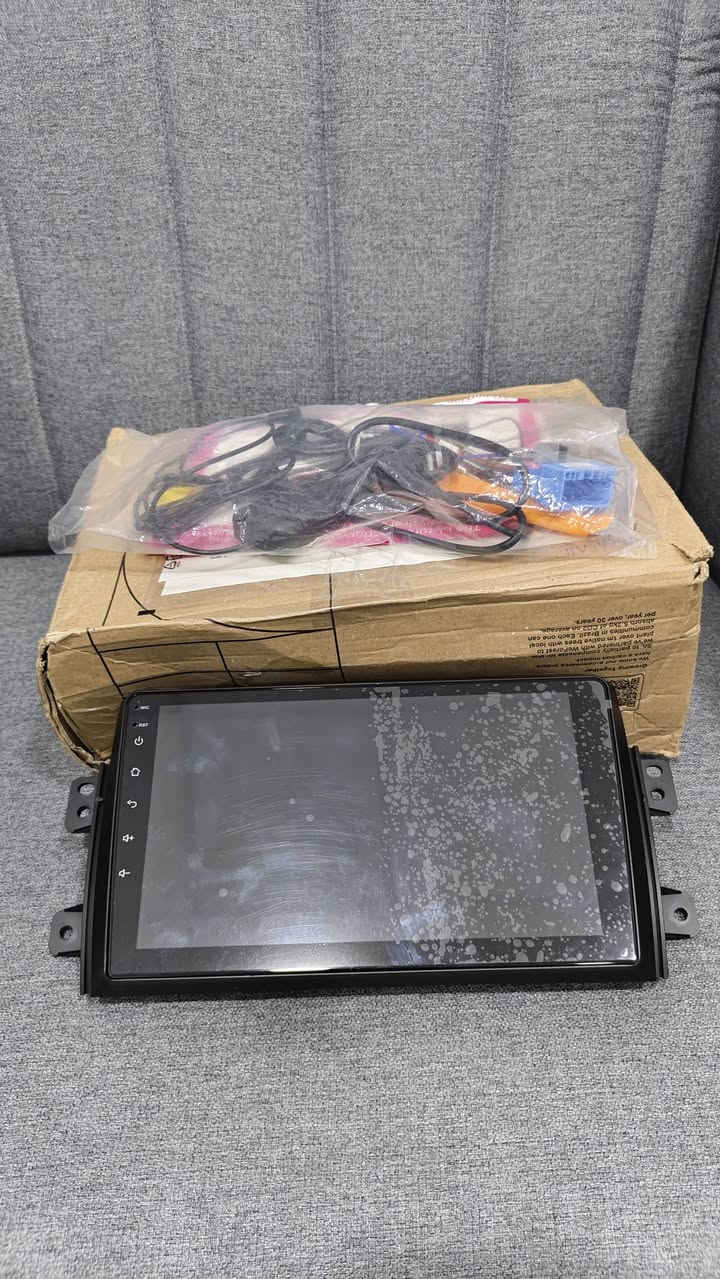 السلام عليكم شاشة مال السيارة قياس 9 اينج مع ايطار مال بالة امزون اصلي جديد مامستخدم،نظام اندرويد كاربلي اوتو واي فاي بلوتوث وجيبي اس وياه فول مواصفات كامل ملحقات وياه بدون شغال بشرط
 

سعر 65 الف 

توصيل كل محافظات متوفر


**إذا كنت صاحب هذا الإعلان وتريد حذفه لأي سبب، رجاءا أرسل رسالة إلى الدعم الفني**