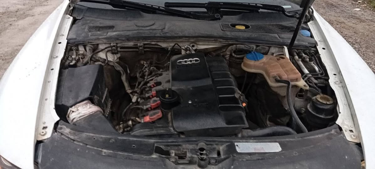 اودي موديل ٢٠١٠ فول مواصفات به س سلايت نيا سه سياره كه يه ك به له بو ياخي هه يه كيرو مه كينه ي به شه رت زور مه زبوته كاره بايي به شه رت زور مه زبوته سنوي تا زه يه تا ٢٠٣٠ الوكوريش اكه م به شتيك به دلم بيت _***********_فايبه ر واتصاب له سه ره _ السليمانية, العراق
