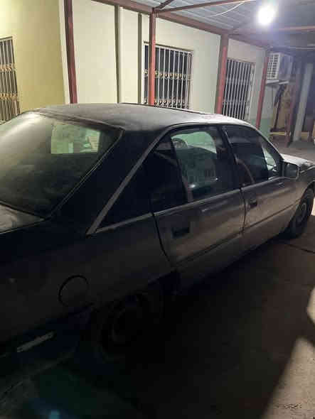 السلام عليكم للبيع وابل واميكة حجم 20 كير ومحرك شرط صدر نص عمر تايرات فوك النص عمر الكشر شوف العين السيارة رسمية وبيهة سنوية بس ماندل راعيهة ابيع حبل السعر المطلوب 12وبيهة مجال الشراي يراسلني على هاذة الرقم *********** او خاص المكان العلم اسواق الحارث
