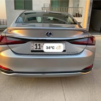 � للبيع  Lexus ES300h موديل 2022   رقم بغداد   ماشية: 60,000 كم   المو...