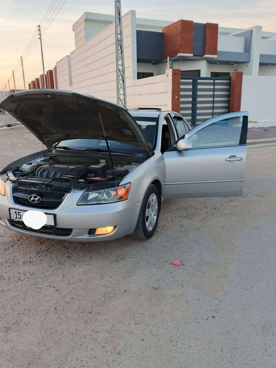 السلام عليكم سوناتا موديل 2008 لوحه انكليزي  انبار شرط التحويل وارد أمريكي لون سلفر 
محرك 2400 دوش مامفتوح كير جيد جدآ حداديه جديده سلايت تحكمات كشن كهرباء سياره جاهزه ومصبوغه حزام جماليه بدون ضربه بجم كبس السعر 97 ومجاله كلش قليل عنوان فلوجه تفاصيل اتصال ***********
