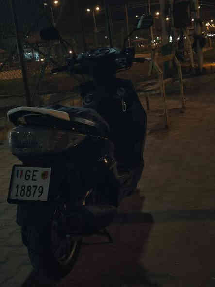 سلام عليكم اخوان دراجه سكنس نضيفه كهربائيات كلها شغاله دراجه ما مفتوحه استخدام شخصي سعرها 850 مستعجل علئ بيعتها مكاني بصره حيانيه الاستفسار *********** البصرة
