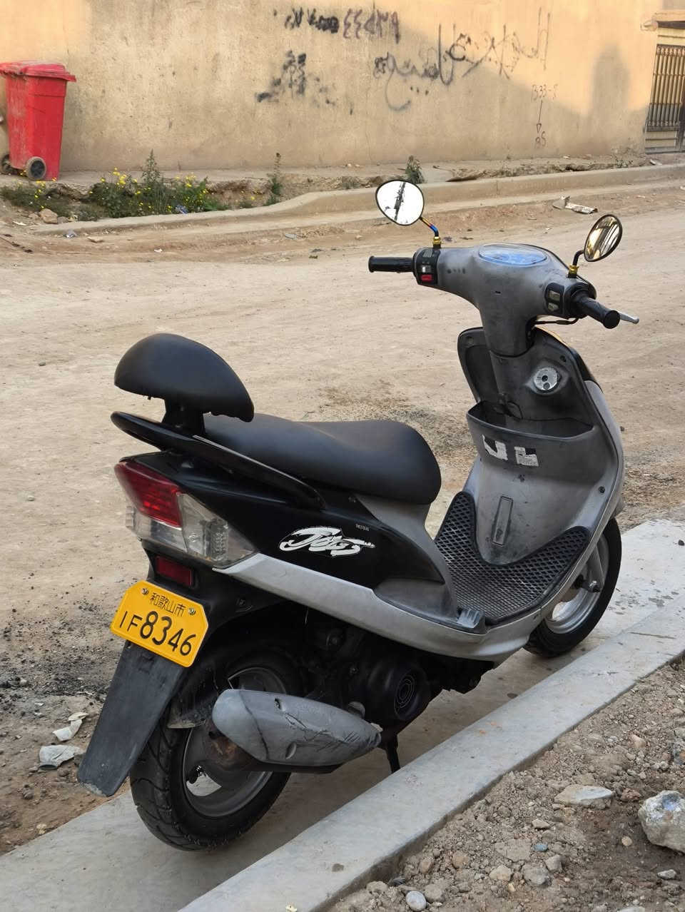 السلام عليكم
ماكس منغولي كفاله عامة 700 وبيه مجال 

مكينة ناعمة شلعه ومعدل 

حله مركز مدينه

***********
