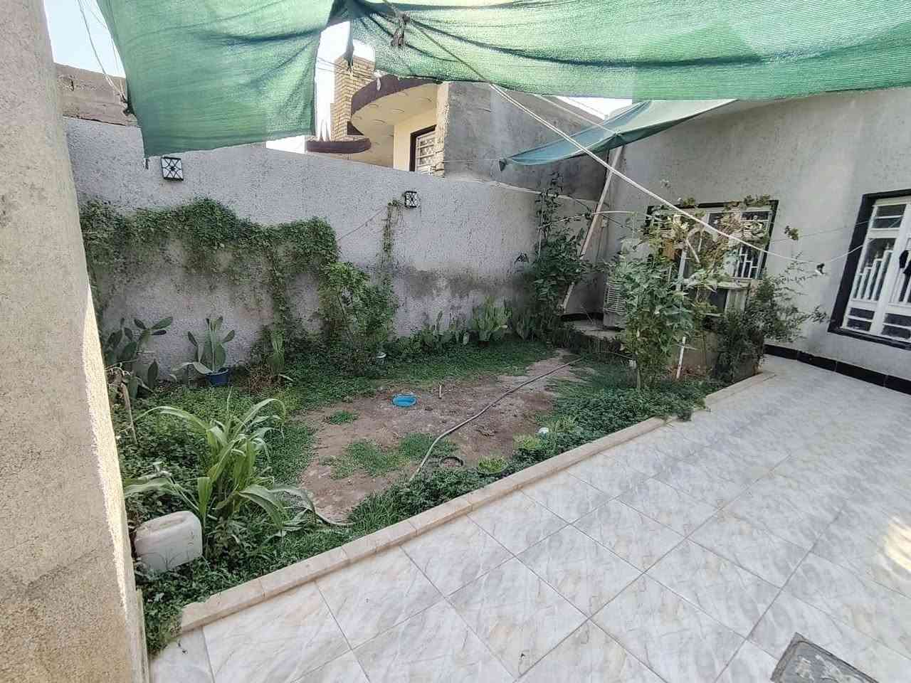 السلام عليكم دار للبيع المساحه 300 متر المكان الكوت حي الحكيم قرب صيدليه الشفيع مقابيل شارع الشهداء الدار يتكون من ثلاث غرف نوم واستقبال ومطبخ وترك داير البيت
الاستفسار ***********
