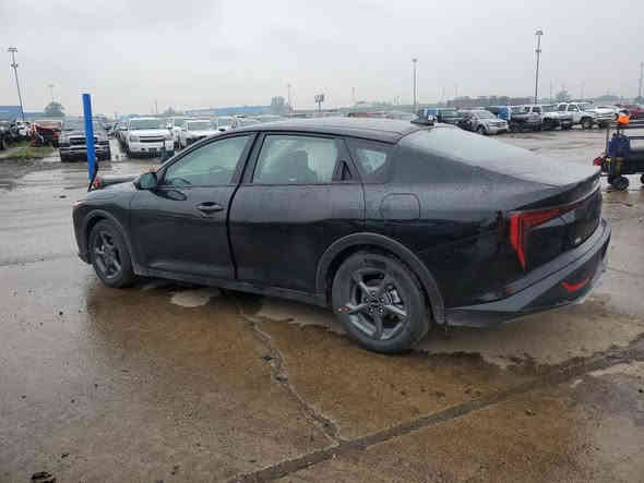 ﷽
السلام عليكم 
K4 للبيع امريكي🇺🇸
موديل ((2025))شكل الجديد
ماشيه ((4000))ميل يعني تقريبا زيرووو
محرك 2000 دوش
حادث السيارة الحمدلله فقط باب الصدر
بيه ايرباك البردة
 بدون دواخل بدون صبغ وشتريلة باب بلادية مال امريكا  
 السيارة كله ليبل واحد واكيد ماعدا الباب. السيارة على وضع الشركة وللعلم كل الصور موجودة بالمنشور 
 لان ماريد اتعبك والي مطلوب منك بدون امر عليك اذا متعجبك السيارة او السعر اعبر المنشور ودعيلنه بالرزق الله يرضى عليكم احبائي.
السيارة مرقمة اربيل باسمي وجاهزة من الدعاميه للدعامية
مواصفات
 بصمه تشغيل وابواب 
تشغل عن بعد
شاشه دجتال متصله 
كامره دواره
لد امامي ولد خلفي ولايت زنوت
فتح الصندوق عند الاقتراب 
سايد بريك دكمه
اوتو هواد
رادار امامي وخلفي وجانبي
السعر ((178)) وبيها مجال حك الجية
مكان السياره بغداد حي الاعلام
للاستفسار اكثر الاتصال 
 اخوكم ابو المجتبى
***********
***********
