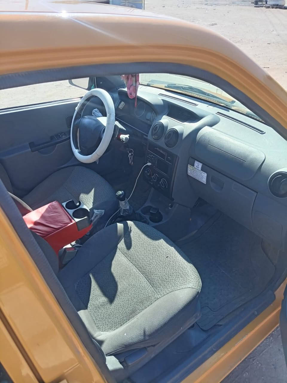 السلام عليكم
سياره سايبه للبيع
موديل 2020  كفاله عامه
غرامه وهيئه  مصفره
سنويه لل30  كربلاء المقدسه
سعر ٥٥ وبيها مجال
اتصال ***********
