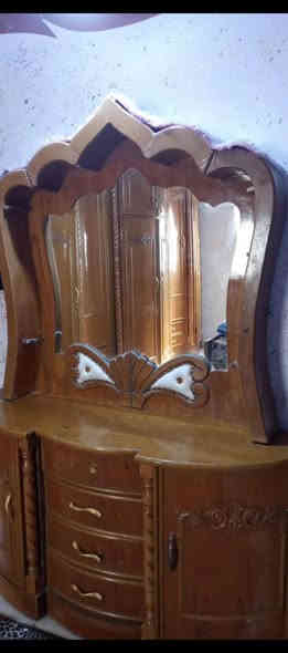 صاج طابقين تكمه كل ضرر مبيها نظيفه بدون رطوبه ولا ارضه بسعر ٧٥٠ وبيها مجال كربلاء حي العامل سوق النصر لتواصل ***********
