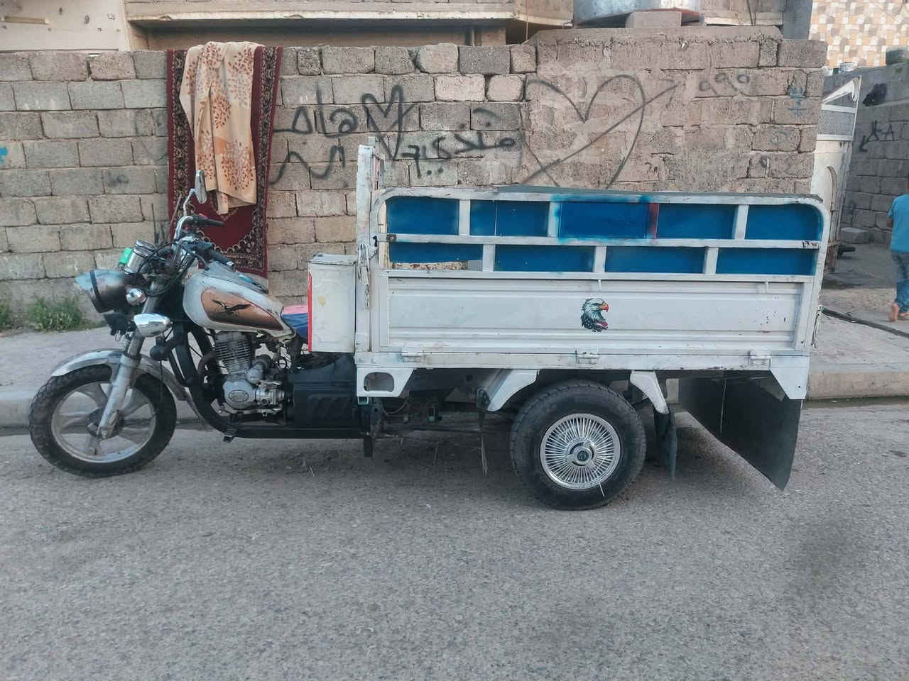 ستوته موديل 17 للبيع شاشه بايرن ميونخ شغاله السعر 950 وبيها مجال شيء قليل***********
