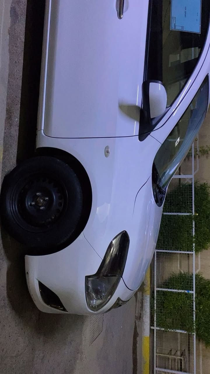 السلام عليكم نيسان صني 2023 رقم سليمانيه باسمي المكان بغداد السياره ماشيه ٥٧ الف السياره هندي مو مصري لا ضربه ولا صبغ ولا بارد السعر 115الاتصال
***********
