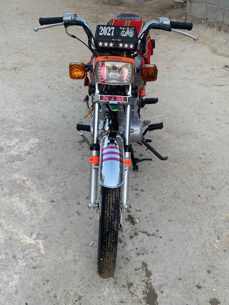 سلام عليكم ورحمة الله وبركاتة
دراجات للبيع كلمن وسعره مكان كربلاء الحسينيه جسر الابراهميه يم مطعم الزهور اسعار خياليه كله جوه سوك اتصل واني خادم للشراي فقط ***********
