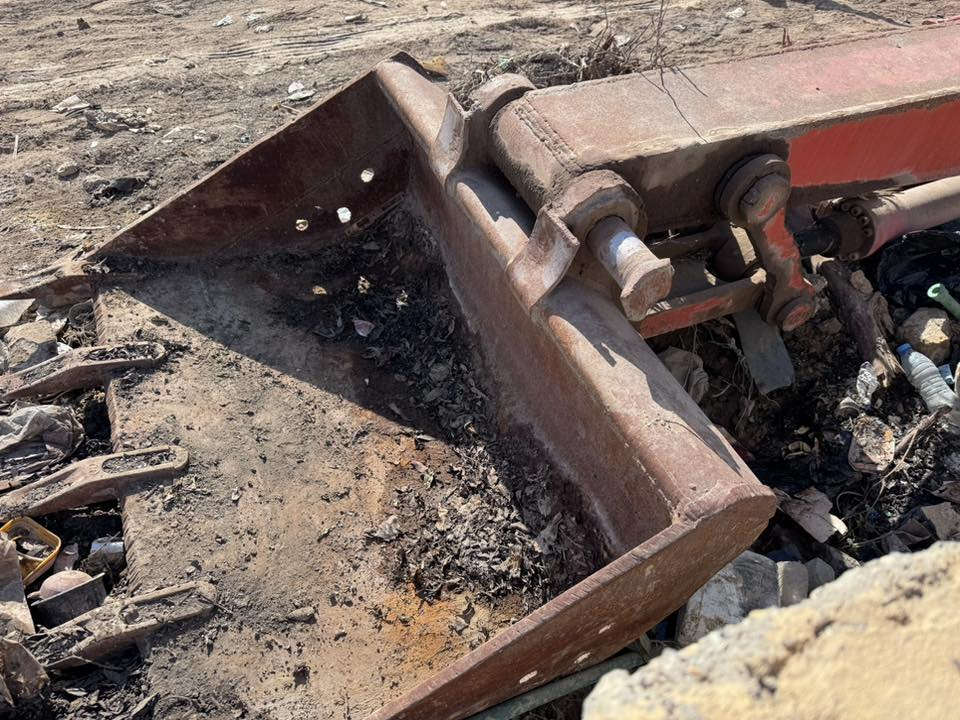 سلام عليكم جب 16 للبيع يرهم على Z200 خالي من الباج تحياتي لكم هــ ‭0782 698 8048‬ابو علي
