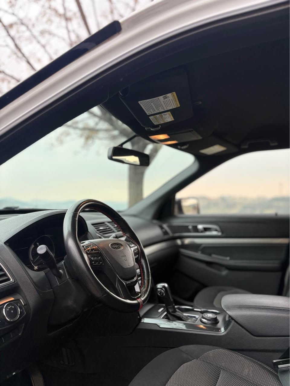 فورداكسبلورر  2019 XLT
فول مواصفات به س پانوراما نيه 
دبل اكسل 
شاشه مه زن
هەردو کوشن و سکان هیتەر
هەردوکوشن کهرباي
بەصمە شغال
١ سویج
کامیرە 
٦ بستون 3.5
3مقعد 
سندوق شفت
تبرید مرکزي 
پەرەشوت سیستەمکرینە 
قودي کهربائي و اشارە
سنوي هەزە جدید
گير و مكينه بشرطن 
سياره ب نافي منه بي غه رامه يه 
سعر ١٩٢ وبيجه كا مجالي 
سياره يال ئاكري :***********

فورداكسبلورر  2019 XLT
فول مواصفات بدون بانوراما 
سياره مرتبه و نضيفه 
مواصفات دبل اكسل
شاشه كبيره 
كوشن تدفئه و ستيرين تدفئه 
بصمه شغال
١ سويج
كاميره 
٦ سلندر محرك 3.5
٣ مقاعد صندوق شفط
ايرباك سيستم
مرايات كهربائي و اشاره 
سنويه جديده و هزه جديده 
گير ومحرك ب شرط 
سياره ب اسمي 
سعر ١٩٢ ورقه و بيها مجال بسيط
سياره ب عقره :*********** اكر, نينوى
