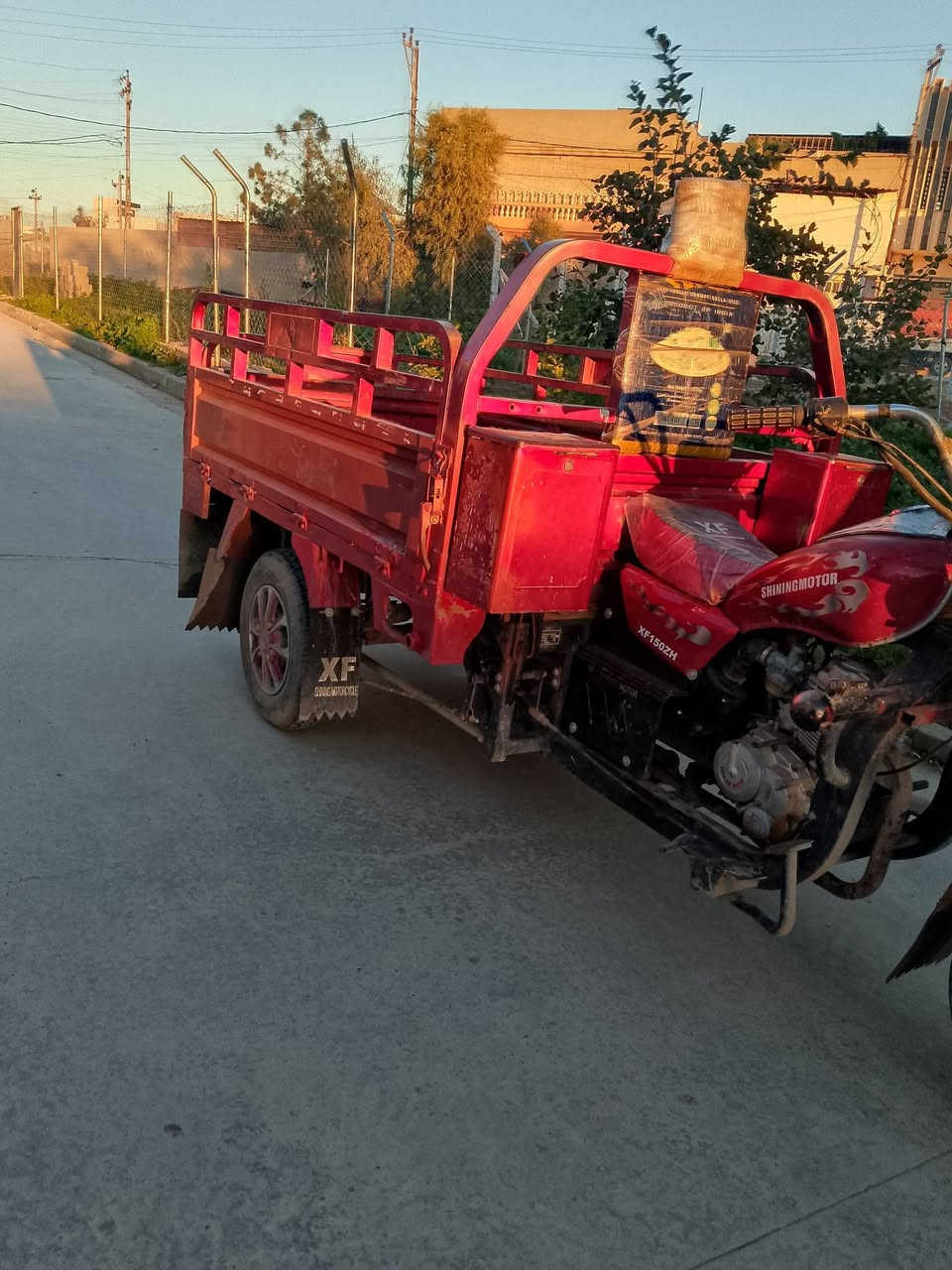 السلام عليكم
ستوته جمره 2020 نضيف مايعوزها بس ترتيب 

السعر 950 وبيها مجال للطيبين 

منفيس موجود 

تعال شغل نكرة سلف
رقم المبايل 
***********
