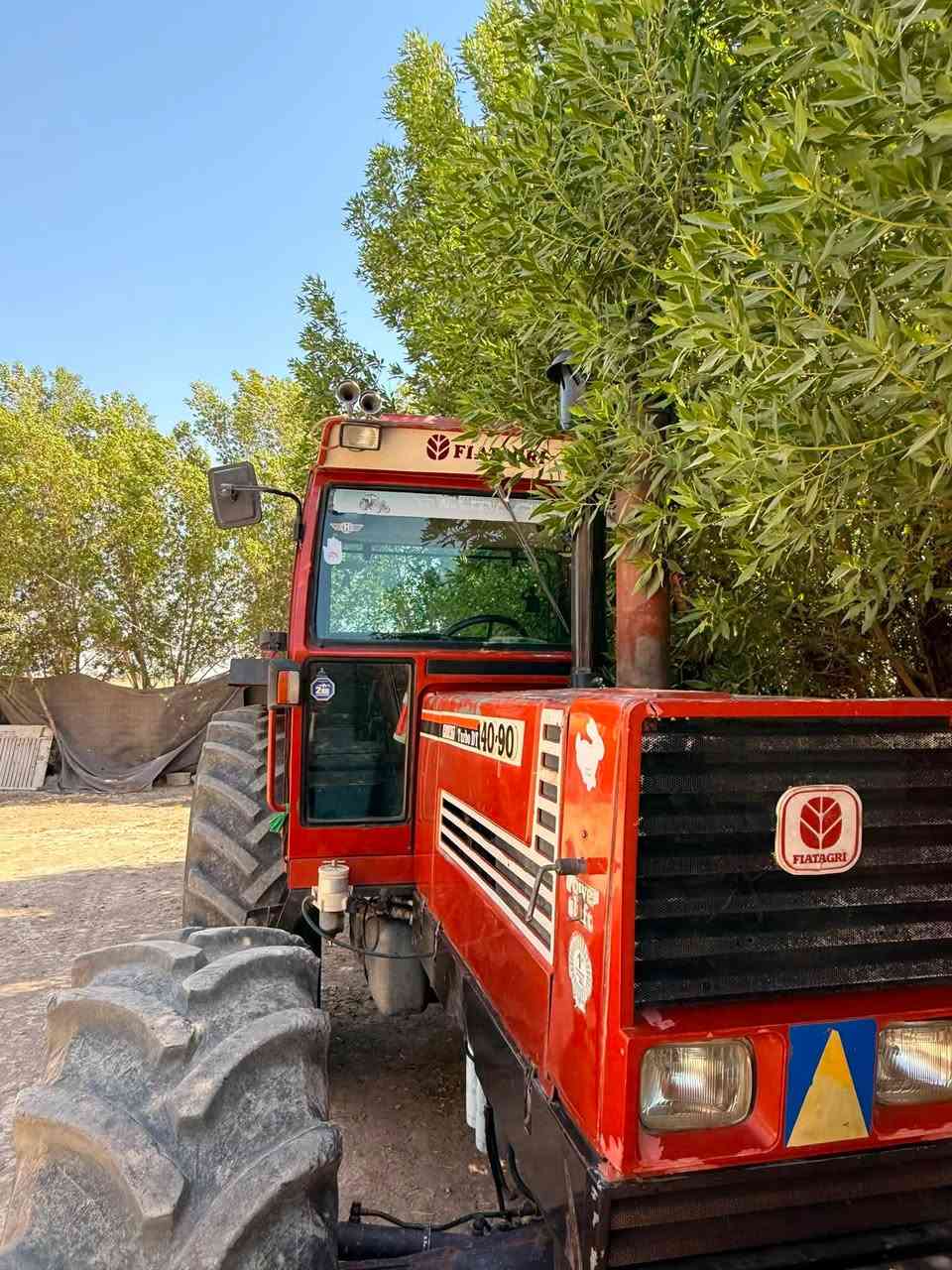 على بركه الله فيات حجم 140 مكينه جديده شرط برغي مامفتوح مرقمه واسط المكان بابل جبله مكفوله عام شرط  المكينه فول مواصفات اكسن بارز شاصي حنيه ويل برماخ تبريد بلادي ***********تصال
