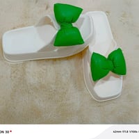 ملابس • معلومات ناقصة