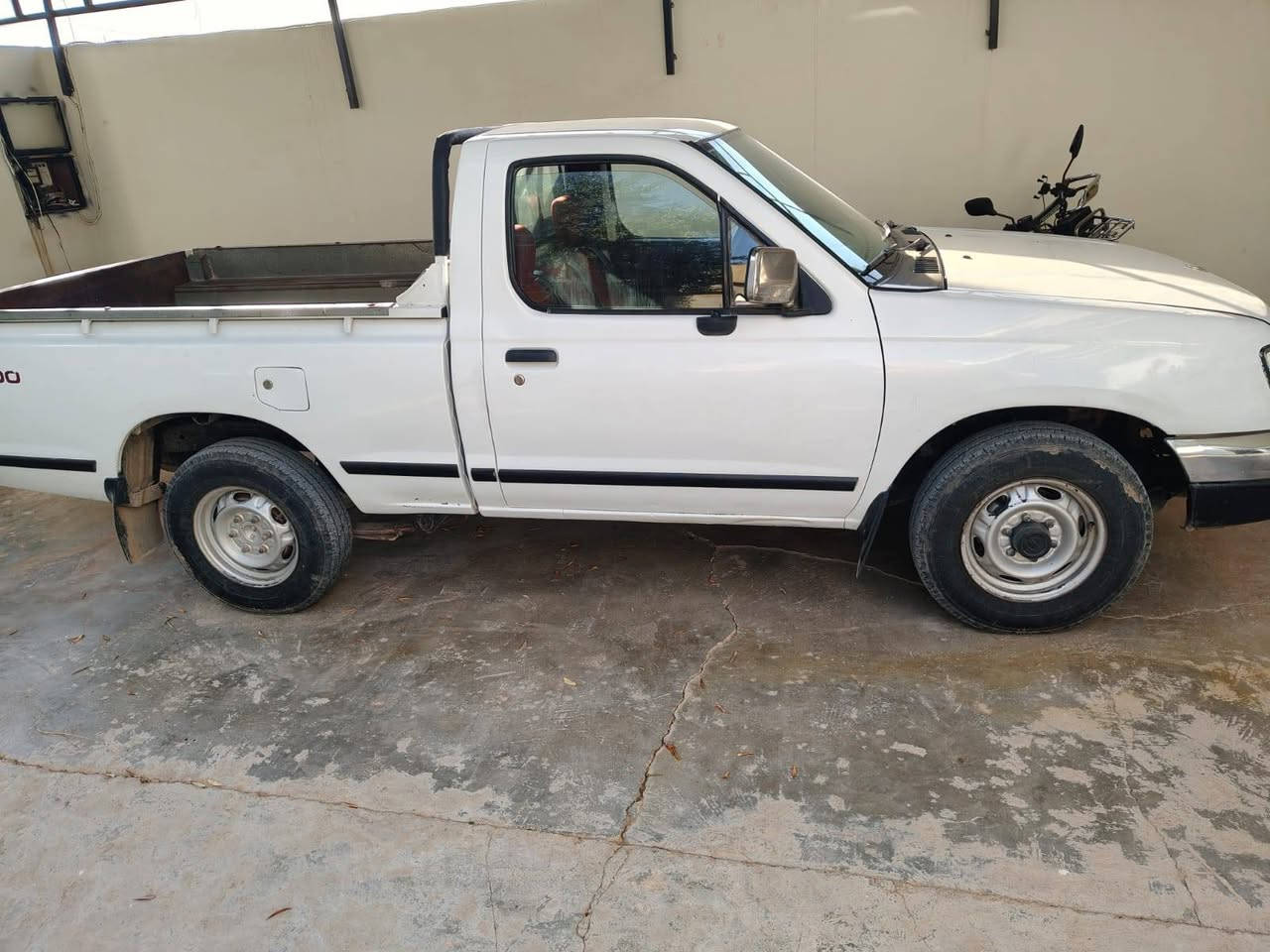 بيكم نيسان
2002
كير محرك شرط
تبريد شرط ثلج
سياره بدون صبغ بس تقليمات
رقم نينوى الماني 
كابون بانزين 
السعر 90
رقم هاتف ‏‪ ***********
