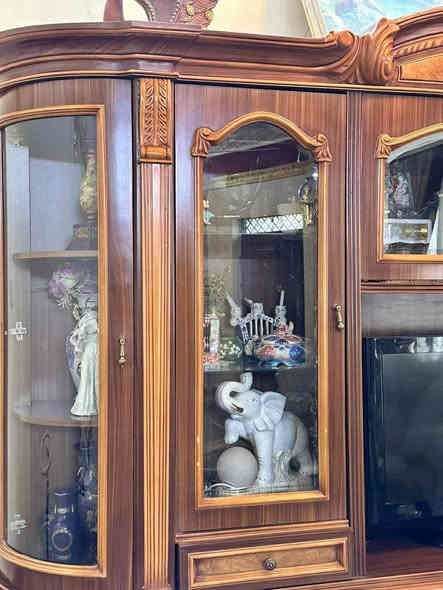 السلام عليكم معرض نجاره صاج نضيف رايدي ب 200 وبي مجال للشراي العنوان
الكفل حي 7 نيسان ***********
