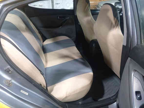 السلام عليكم النتره14 بغداد رقم انكليزي كامل بس الستلام بيه باب السائق مبدل فقط مصفره من كل شي حداديه تخم تاير جديد 108السعر***********
