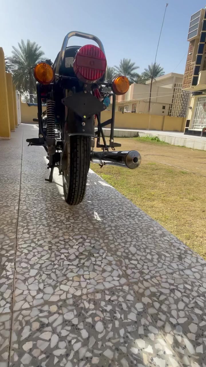 سلام عليكم دراجه للبيع ٨٢كصه ٤ عل فتح  لحيمه خشم وشي بصيط دراجه خير من الله مكان كربلاء جامعه زهراء رقمي ***********
