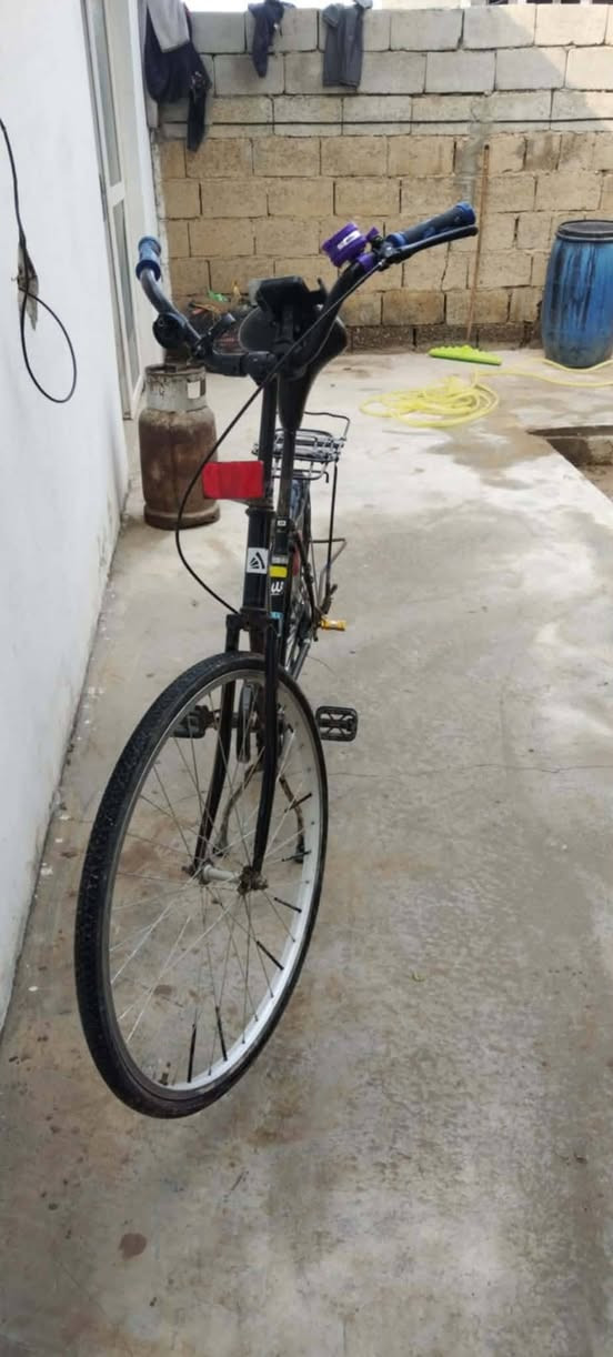 بايسكل ل بيع السعر ٧٥ وبي مجال تيارات جدد وجوابة جدد بايسكل مال لعب الشراي يجي خاص


**إذا كنت صاحب هذا الإعلان وتريد حذفه لأي سبب، رجاءا أرسل رسالة إلى الدعم الفني**