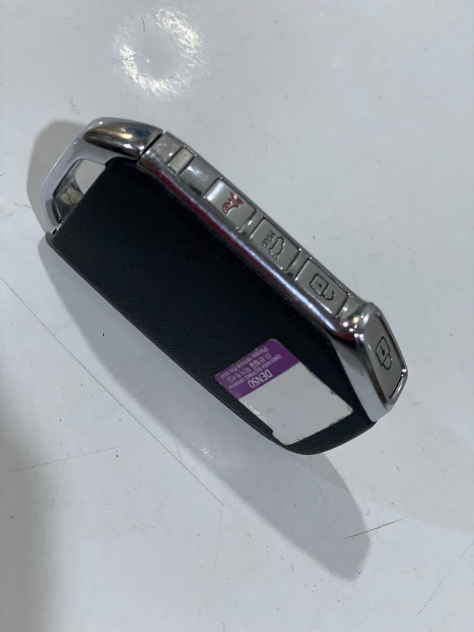 للبيع بصمه تشغيل عن بعد كيا فورتي موديل 24 تفصيخ ممشتغله السعر 120 الف و بيها مجال للتواصل ***********
