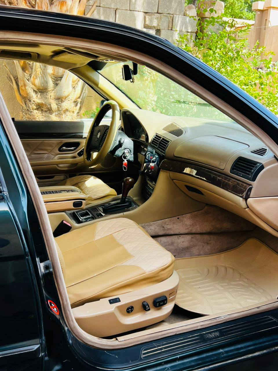 بي أم خفاش 96/ 730   v8 رقم بغداد أنگليزي بأسمي اللون زيتوني دبل جام درگة كهرباء جنطة شفط تليفون محرك گير تبريد جاهزة  حدادية ٨٠ ٠/٠ كهربائيات السيارة بدون أي چطل نقص السيارة الفتحة و البردة متشتغل مكان السيارة بالكوت السعر ٧٨ و مجالها قليل و الرزق للجميع أن شاء الله غير متواجد على الفيس وهذا رقمي ***********
