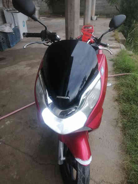 السلام عليكم ماطور للبيع
بي سي اكس جيل اول 
لايت زنون عالي ناصي 
باتري جديد امري قاعدت موبايل
منفيس بيه تاير خلفي جديد 
شلعه فول معدل سرعه متعه بيها
الدراجه حلوه وكاعده احلا من الصور
السعر 1400 مليون واربعميه وبيها مجال للشرايه
المكان صلاح الدين الاسحاقي شارع عام
للاستفسار اكثر ***********
