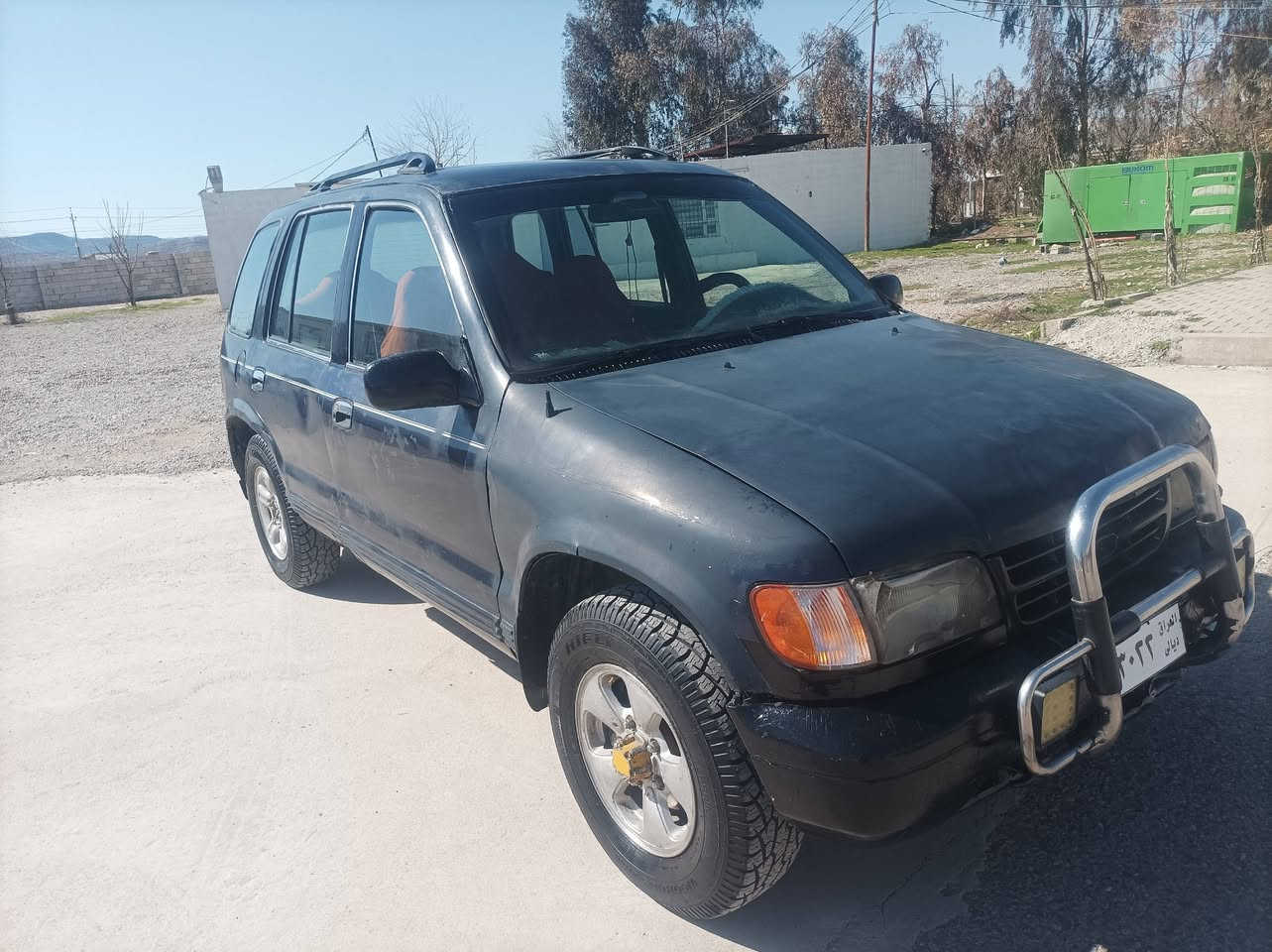 بەناوی خوا
کیا سپۆڕتاچ ۱۹۹۳ ئاڕم پلاستیک هەولێر سەنەویشی هەیە
مەکینە گۆڕاو بە دێر چوارتایەی لۆک دوجامی پێشەوەی کارەبایی 
بەشەرتی گێرو مەکینە  ۲٨ مەجالێکی کەم 
شوێن حاجیاوا  
ژ. ***********
