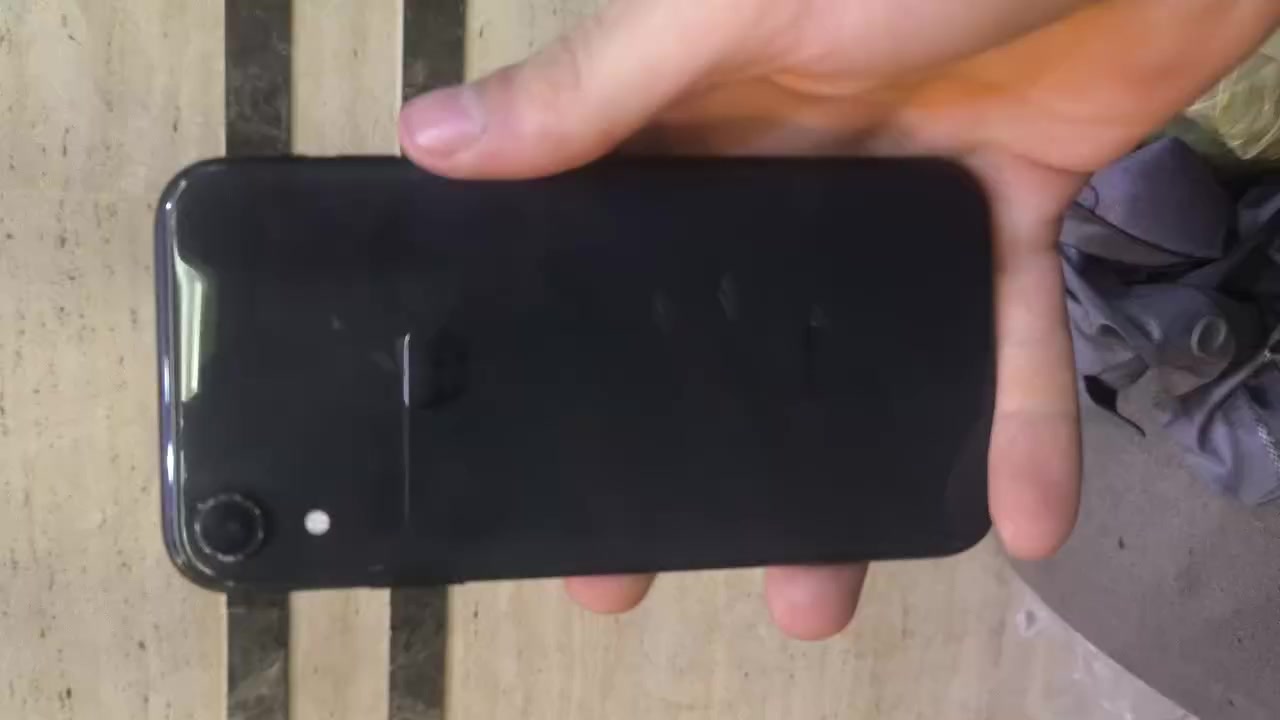 للبيع آيفون XR 
جهاز مكفول ما عده البطاريه مستبدل فقط 
كلشي شغال دبل شريحه ذاكره 128 
شرق اوسط AA شاشه اصليه ثلث اختيارات اصل ما مدل

سعر ١٦٠ أو بي مجال مكان كربلاء بوبيات ***********
