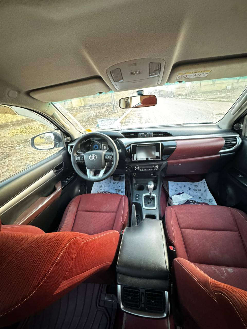 هايلوكس فور ويل ٢٠١٦ كويتي
السياره جديده بمعنه الكلمه كفاله ما عده طخه بل ذيل الخلفي وبارد قليل جدآآ
مكينه كير حداديه ادامه تخم تاير اصلي من الشركه كله كامل 
100/100
السعر :٢٢٢ ورقه و بيهه مجال حگ الجيه 
***********
