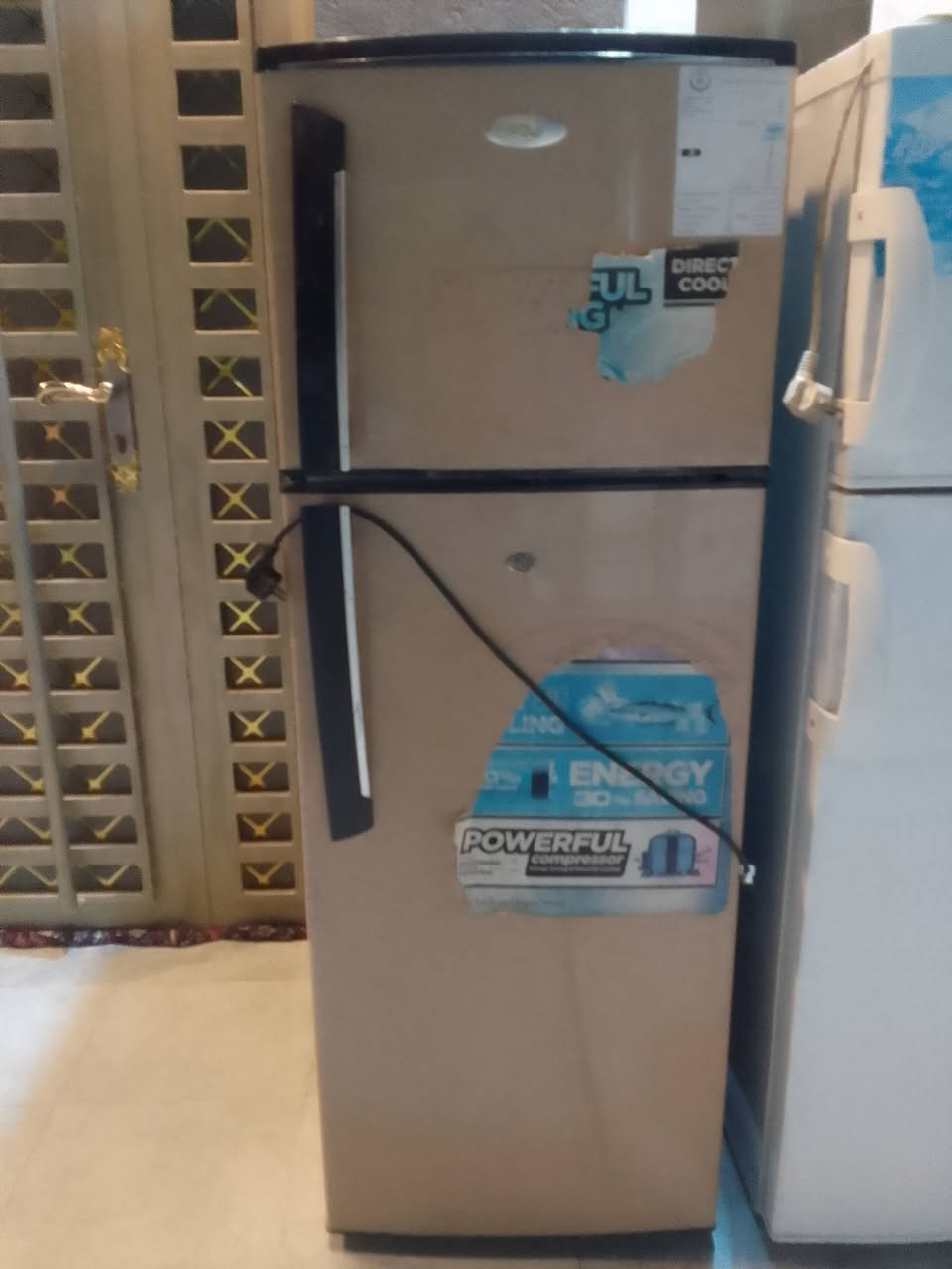 غراض للبيع للاستفسار الاتصال على الرقم ***********
