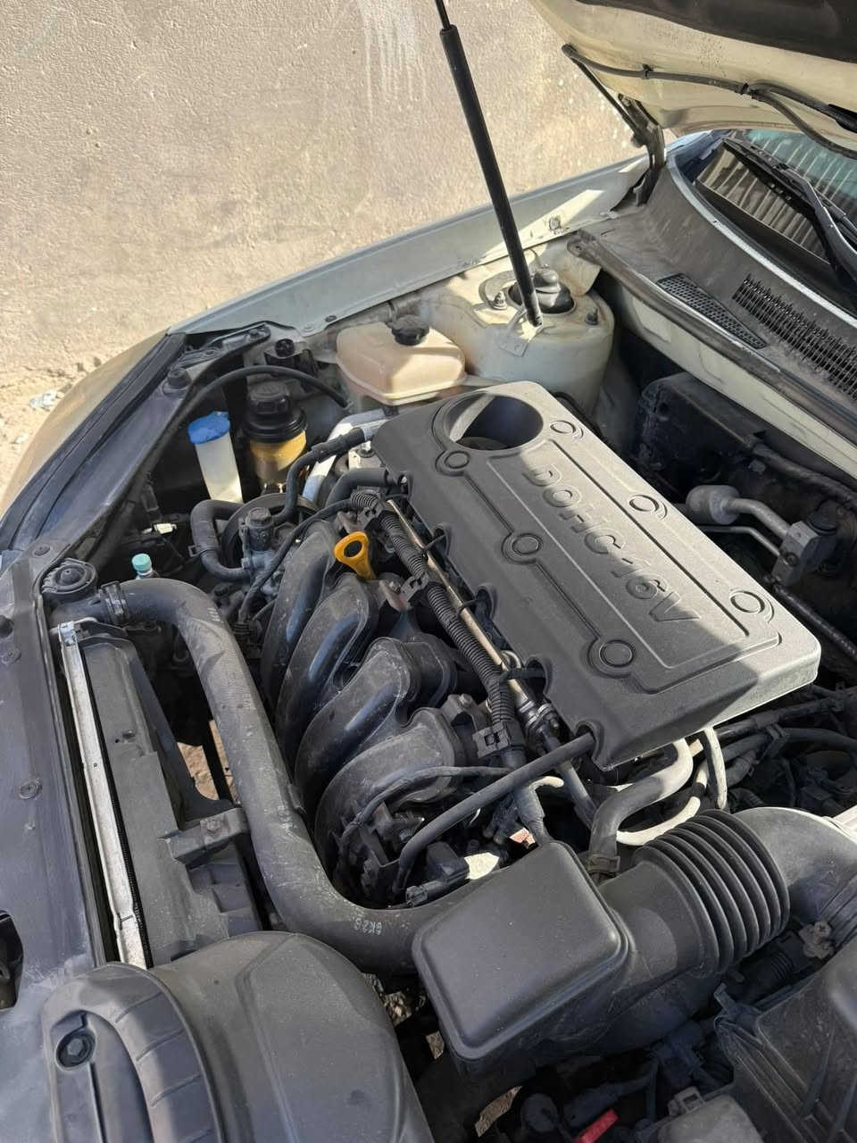 كيا اوبتيما 2008 
اصل 2000 دوش
( متومه بغداد اصلي كصه جنطه ) جديدة حيل بريحة الوكالة جاهزة تخم تاير جديد مسجلة بلي جاهزة كبل للشارع
حدادة 100 بدون اي نقص فول عدا الفتحه
كشنات جلد تتدفئة تبريد اشاير بل مري
تحكم جهتين 
مكاني ناصرية مركز 
***********
