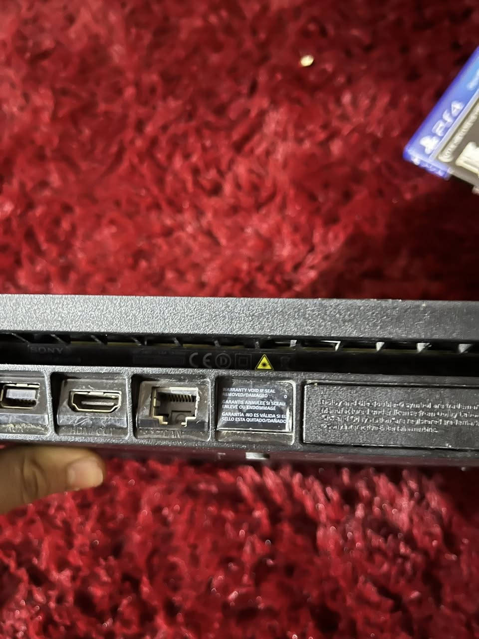 بلي فور سلم ما مفتوح  ولا مبدل بي شي نضام ١٣  جهاز نضيف  ويا gta وفيفا ٢١   وجوستكات ٢ مكاني بابل حله شارع ستين 
السعر ٢١٥ وبي مجال بسيط 
مبايل ***********
