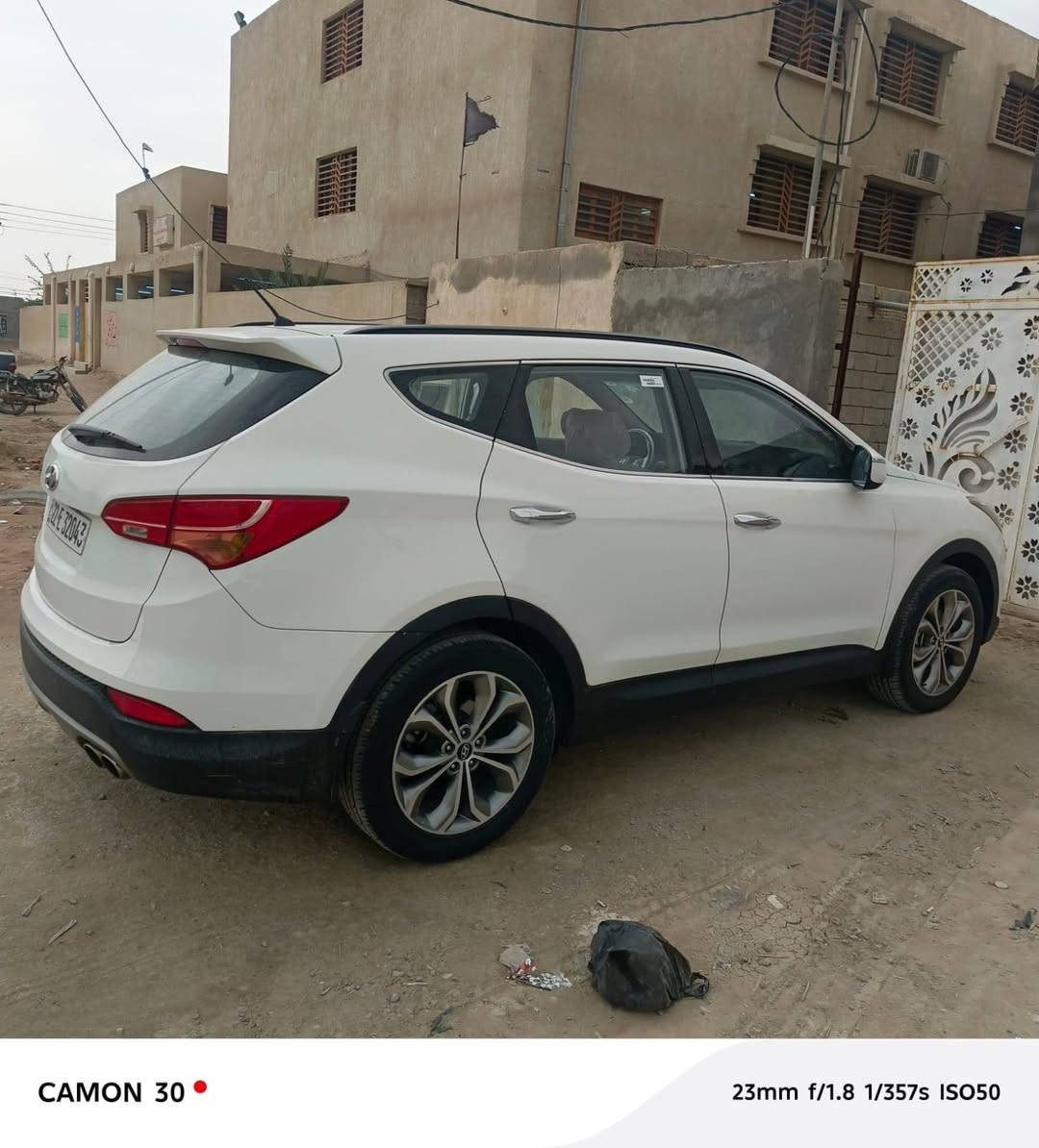 سلام عليكم للبيع سنتافي خليجي مكفوله موديل ١٤ سنويه جديده رقم أربيل انكليزي السياره مبايل *********** *********** سعر ١٥٥
