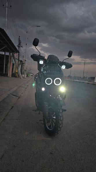 اباتشي ابو عيون فول مواصفات
امبيثري 
تشغيل عن بعد
نظام كارت تشغيل
مانع سرقه 
رجوع خلفي 
٤ سرع 
نوع كاربون فايبر بلكامل 
٦ بطاريات مسطره 
بوكس خلفي 
جنطه داخليه
USP شحن هاتف
الاستفسار واتساب+***********
