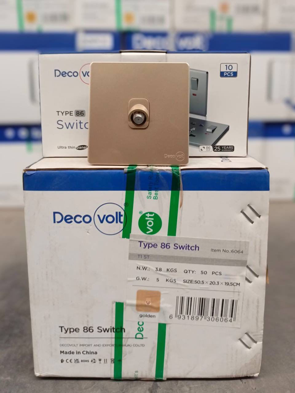 سويجات ديكو فولت الغنيه عن التعريف نحاس 100‎%‎
متوفره باللون الأبيض والرصاصي والأسود والعسلي وبأسعار تنافسيه جملة الجمله  ضمان مفتوح 
واتساب ***********
او للاتصال ***********
