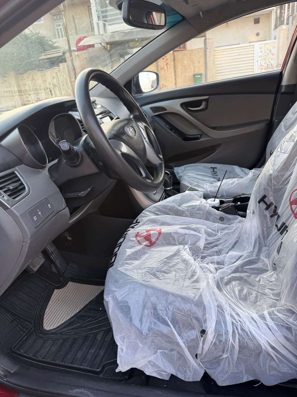 السلام عليكم 
الانترا 16وراد امريكي  رقم أربيل  سنوية تحويل مباشر  حادثها دعامية فقط وجاملغ بالعراق  كير ومكينة كفالة تخم تاير  حدادية جديدة السيارة ليبل واحد 
السعر 110وبيها مجال قليل 
العنوان /واسط /مركز مدينة
رقم الهاتف ***********//*********** دهل اوران, واسط
